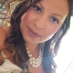 Meet your Posher, Adrianna